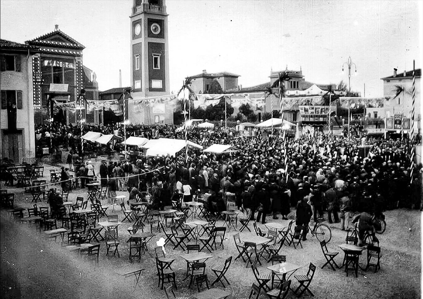 Fiera di giugno anni Venti