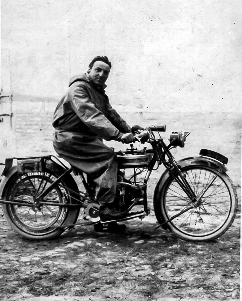 Don Augusto Ferrari motociclista