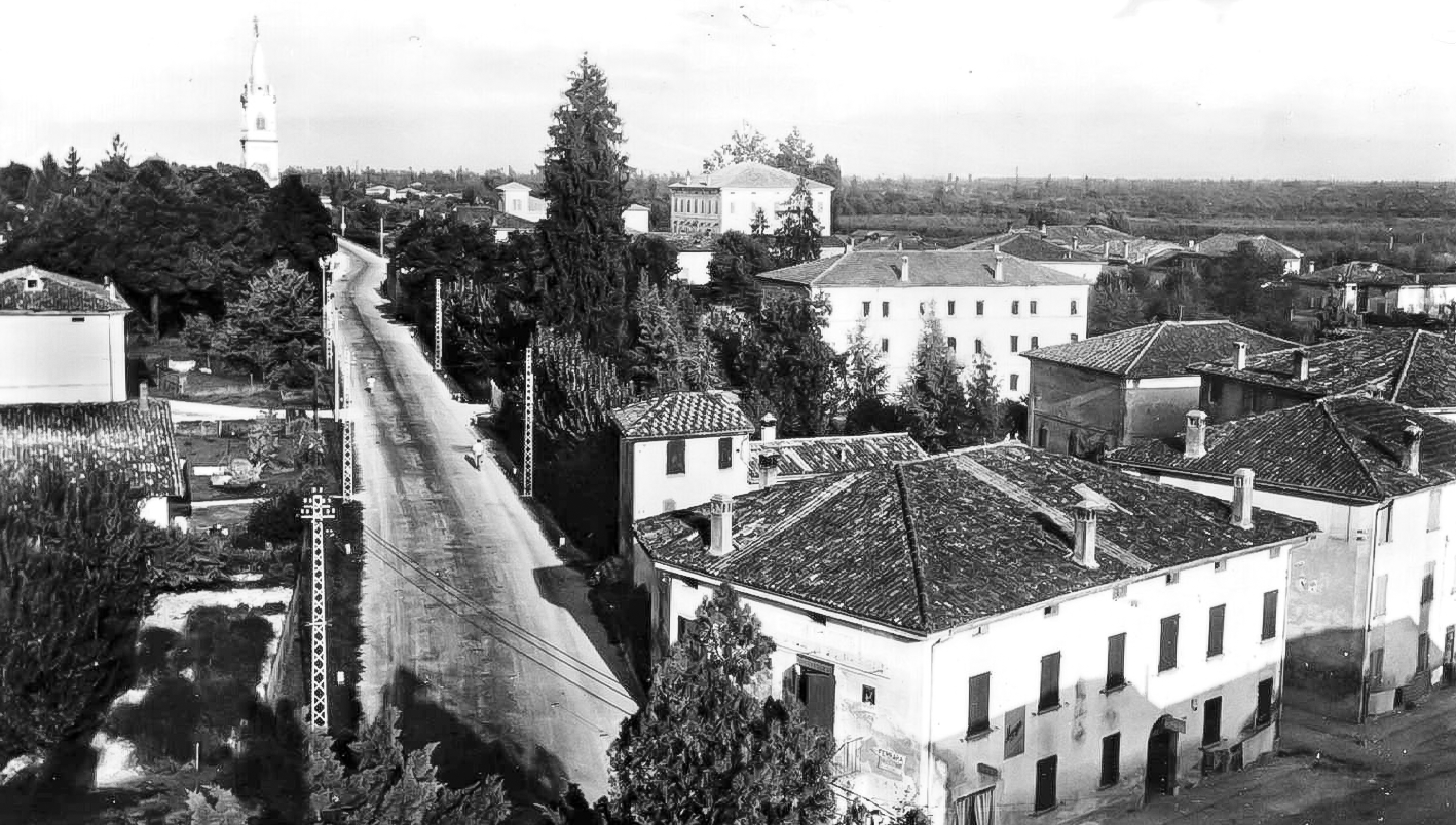 Cartolina via statale anni ’50