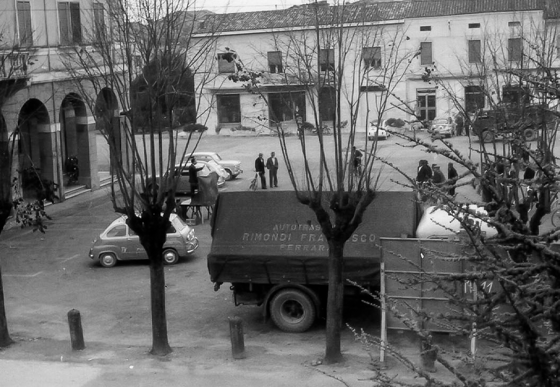 Comizio in Piazza Marconi anni ’50