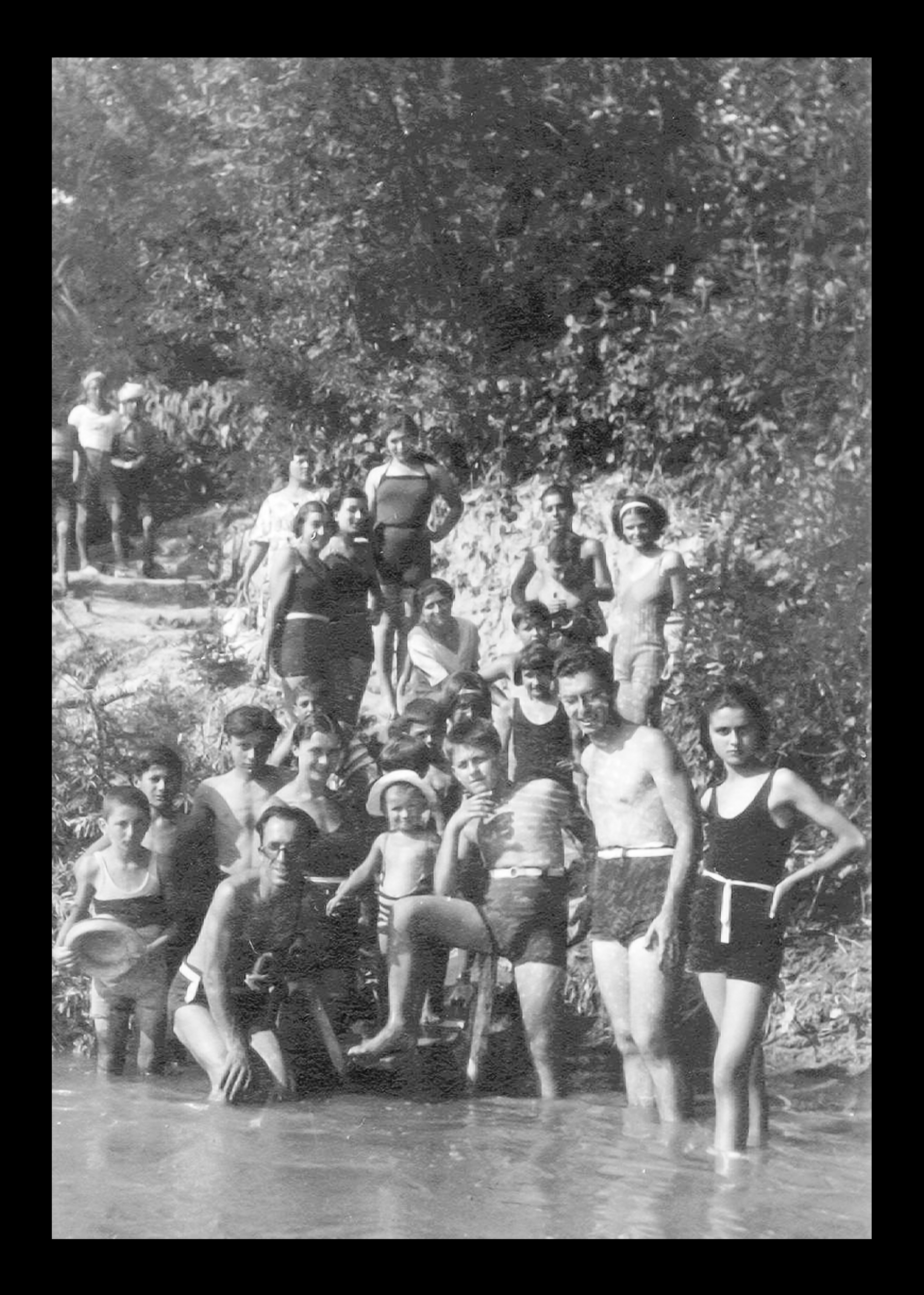 Bagnanti alla "giarinia" sul fiume Reno